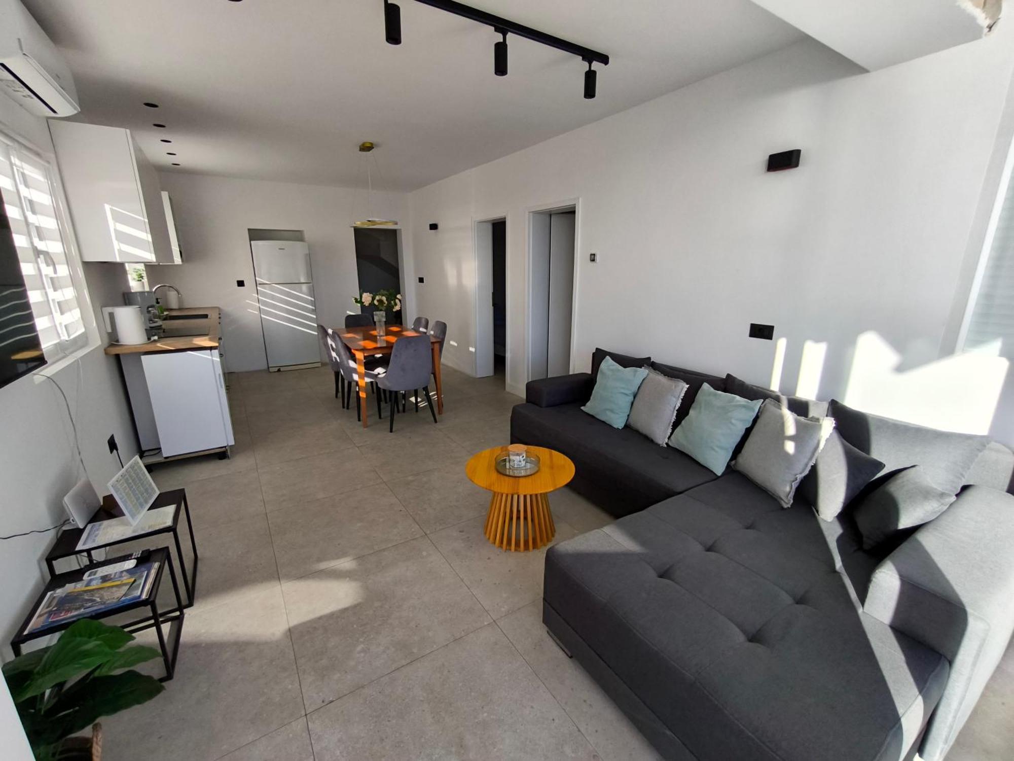 Astramaris Apartments Donji Okrug  المظهر الخارجي الصورة