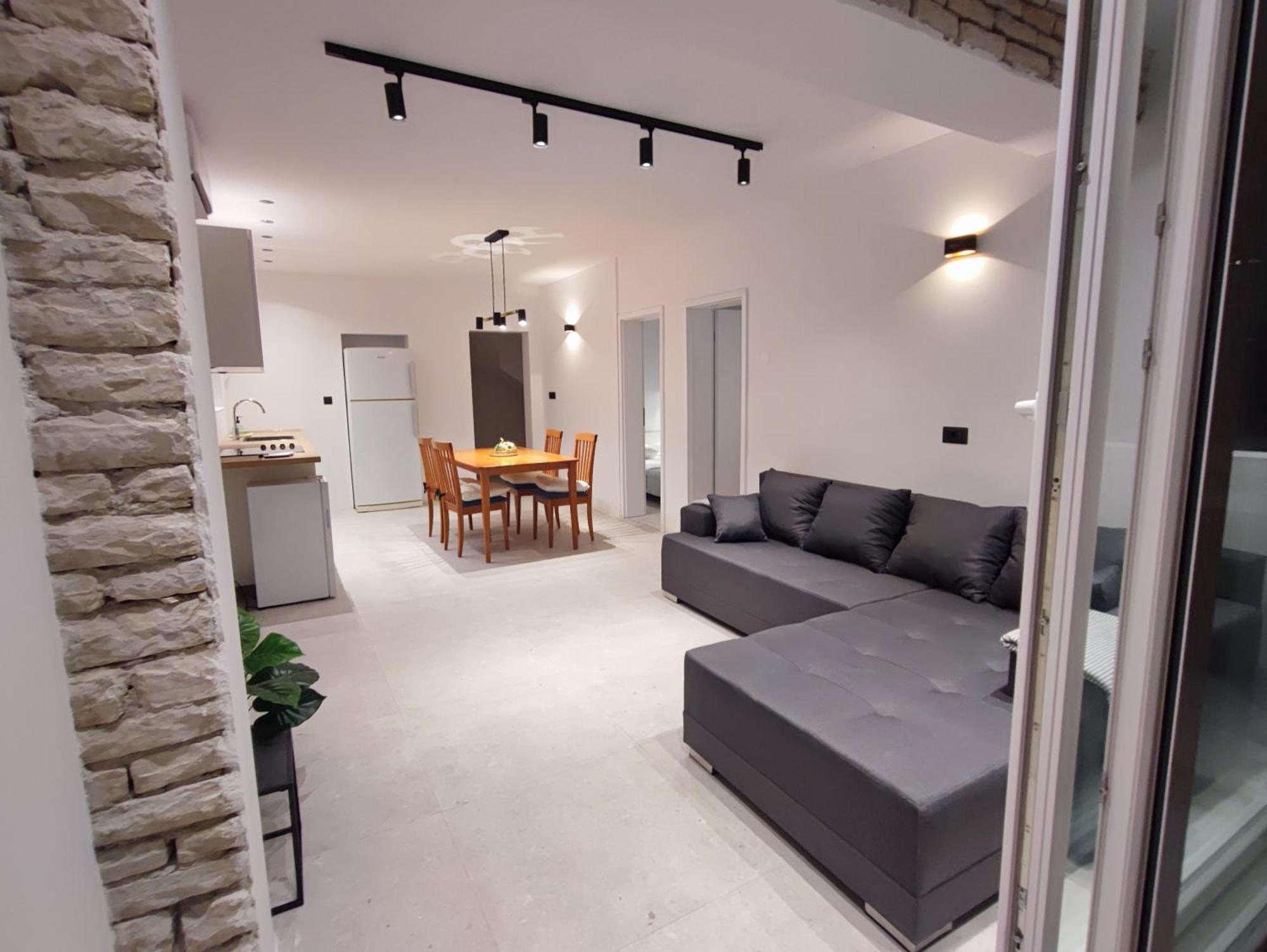 Astramaris Apartments Donji Okrug  المظهر الخارجي الصورة
