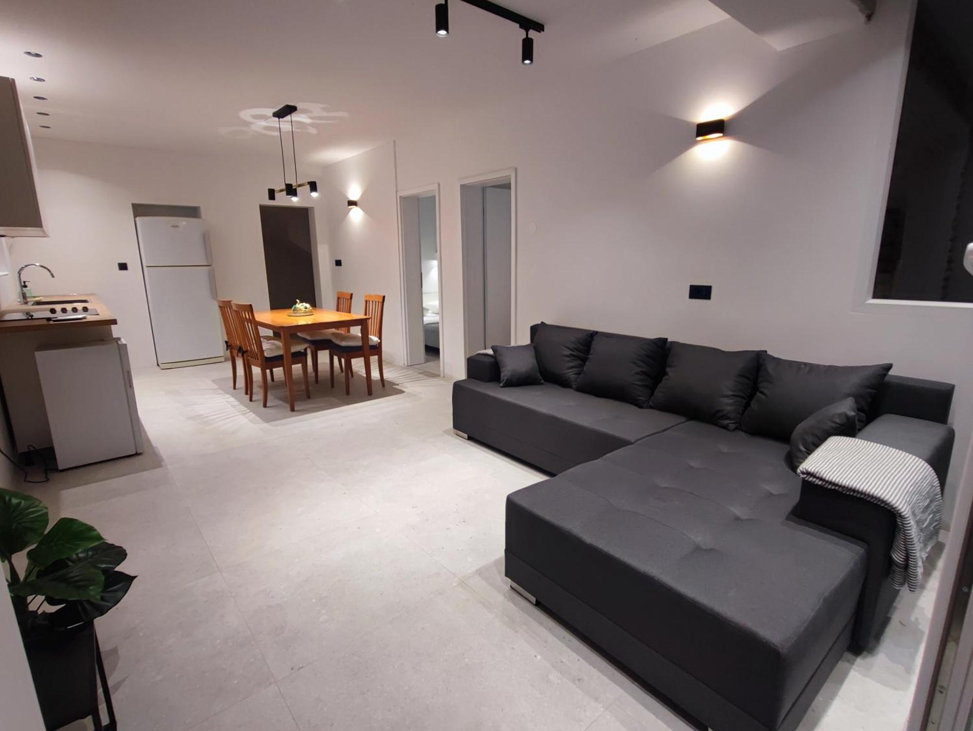 Astramaris Apartments Donji Okrug  المظهر الخارجي الصورة