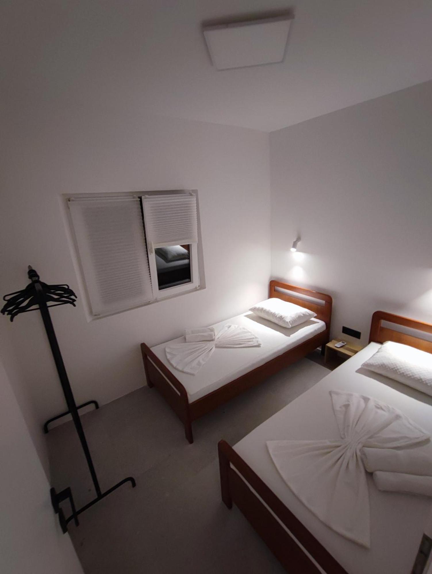 Astramaris Apartments Donji Okrug  المظهر الخارجي الصورة