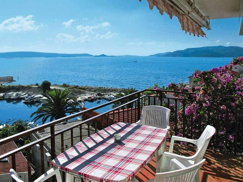 Astramaris Apartments Donji Okrug  المظهر الخارجي الصورة